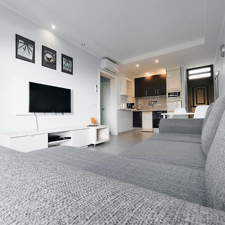 Apartment La Fiesta アロナ エクステリア 写真